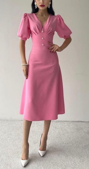 Вечернее розовое платье