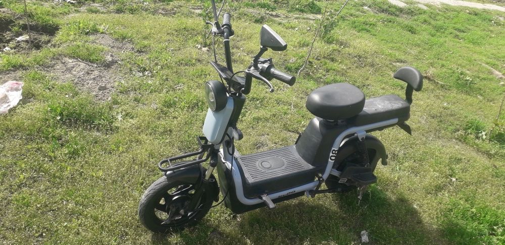 Elektroskuter sotiladi