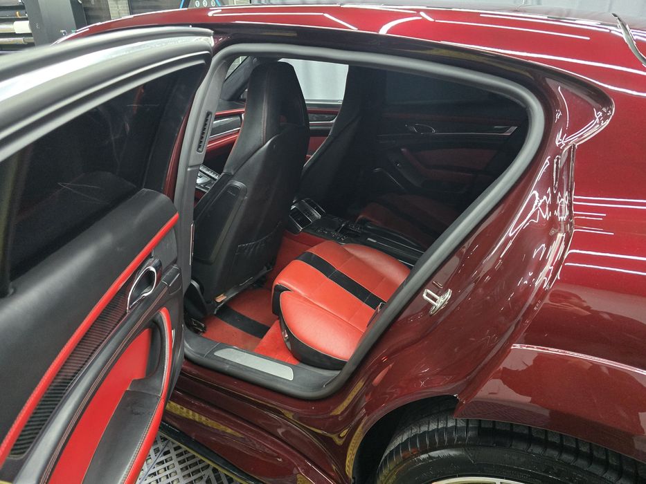 Porsche panamera srochna arzon narhda egasi o'ziman