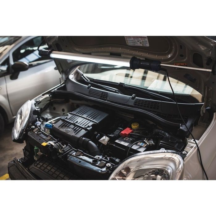 Lampa de lucru cu LED fixare pe capota Magneti Marelli 007935030070 15W 220V 1150lm, 550lm,