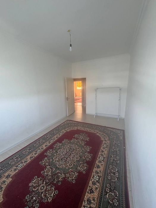 Uchtepa tumanida 2 xona 3 xona qilingan Kv sotiladi.