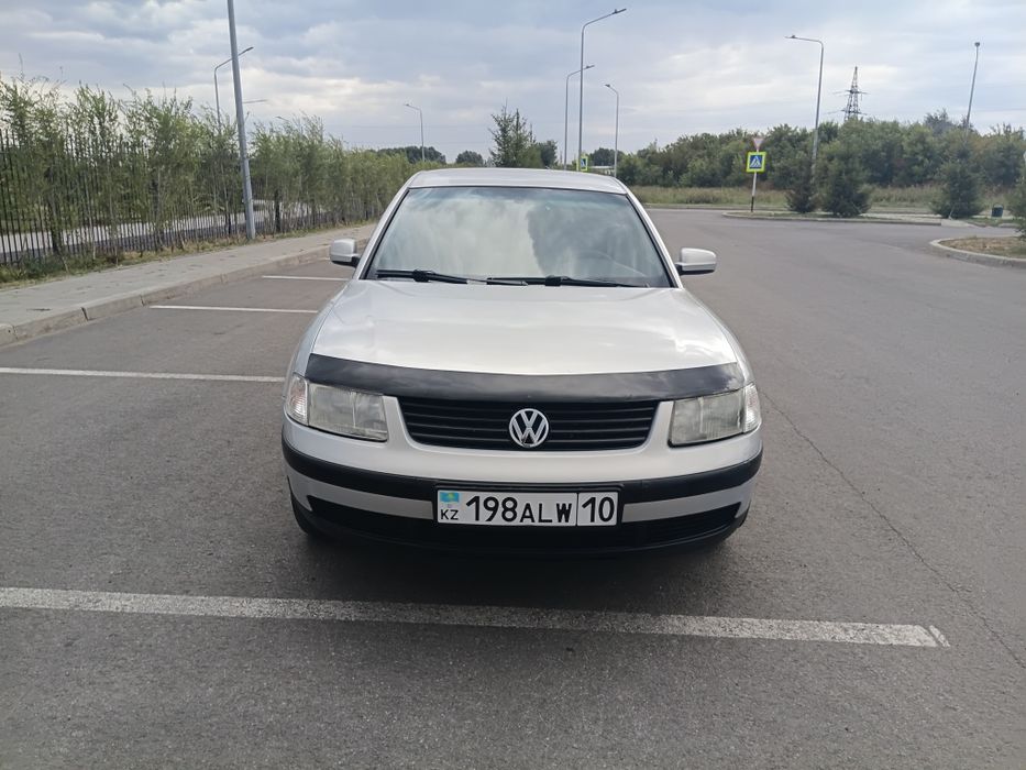 Отличный Wolkswagen Passat Б5
