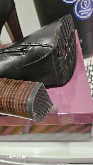 Сапоги ботильоны 34. Кожа!!!