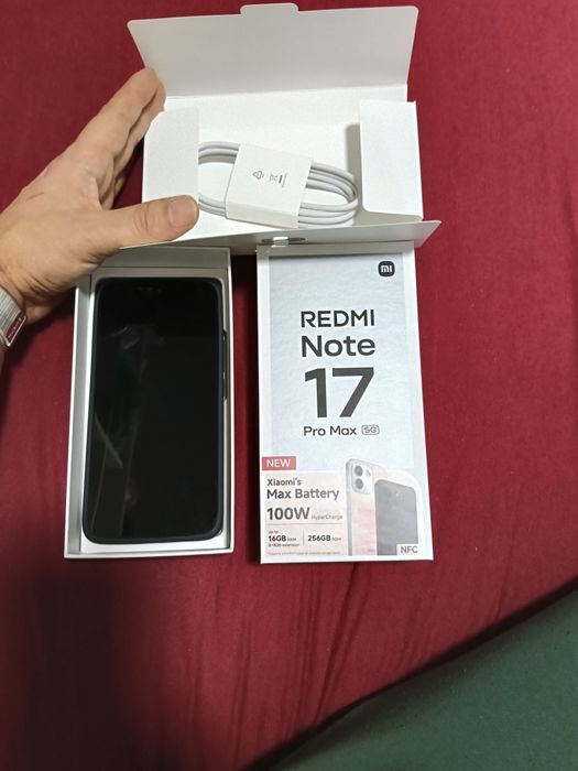 Vând smartphone Xiaomi Redmi Note 17 Pro Max 5G, varianta de top cu 256GB stocare interna și 8GB RAM, culoare Black . Telefonul este absolut nou