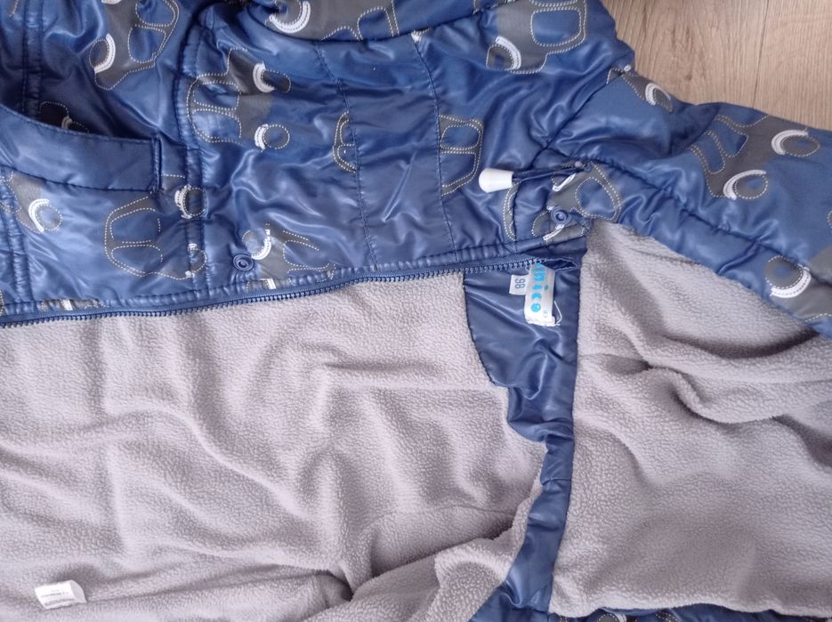 Продам весенние комбинезоны на мальчика