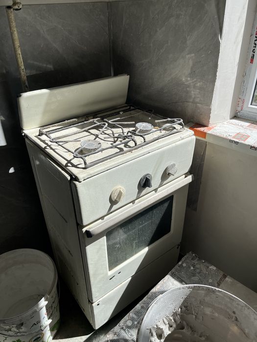 Духовка продается