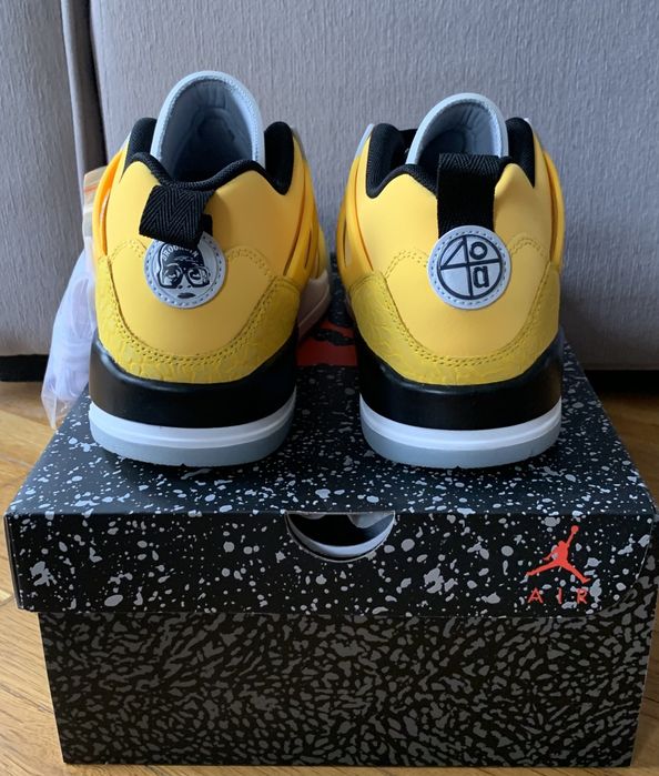 Jordan Spizike Low Lightning EU42.5