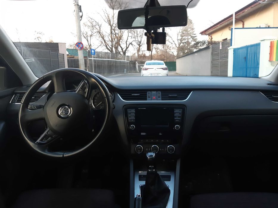 SKODA Octavia 2014 — imagine 4