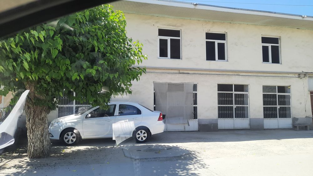 Навоий вилояти Кармана тумани Ташкентский кучада нотурар бино сотилади