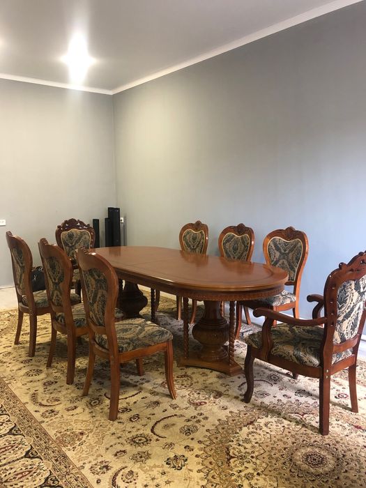 Продам стол со стульями
