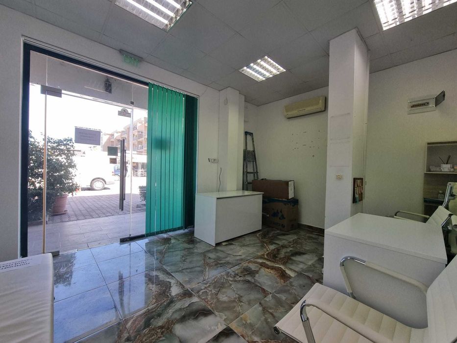 Дава се под наем Офис в к.к. Слънчев бряг - 34 кв.м за 373.83 € - Снимка #3