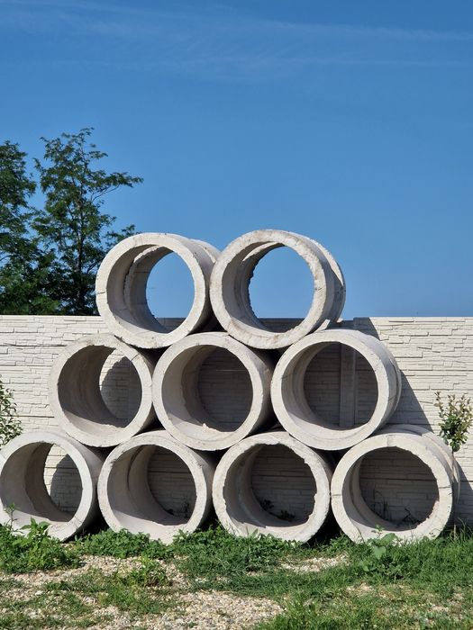 Tuburi din beton / oale de fântână/ bazine tuburi adâncire
