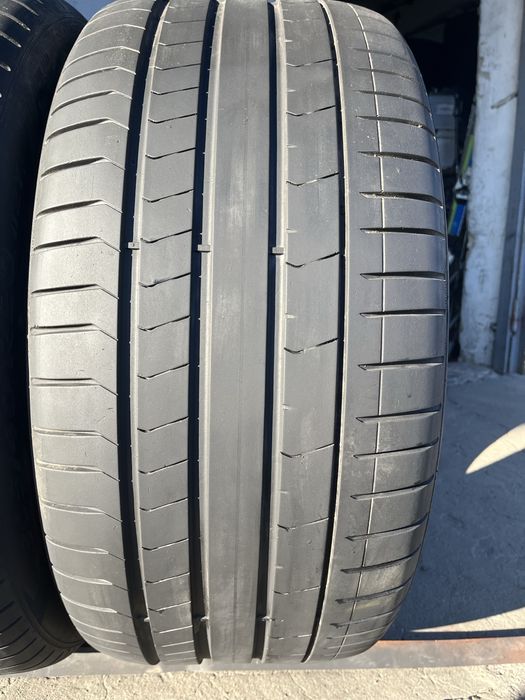 2 бр. летни гуми 305/40/20 Pirelli RSC DOT 1019 4,5 mm