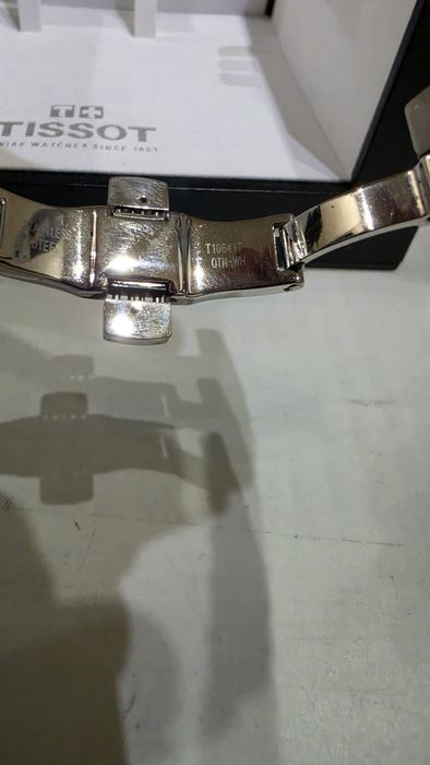 Часы тиссот продам