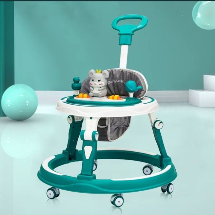 Прочный детский ходунок