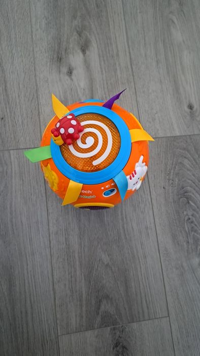 Mingea magica în lb romana