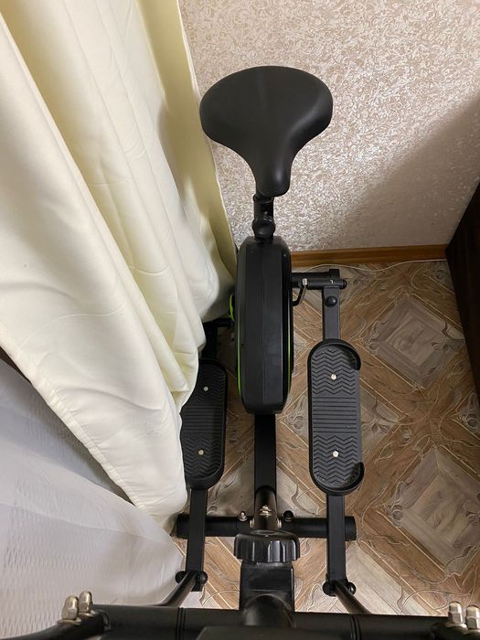 Эллиптический тренажер GF114