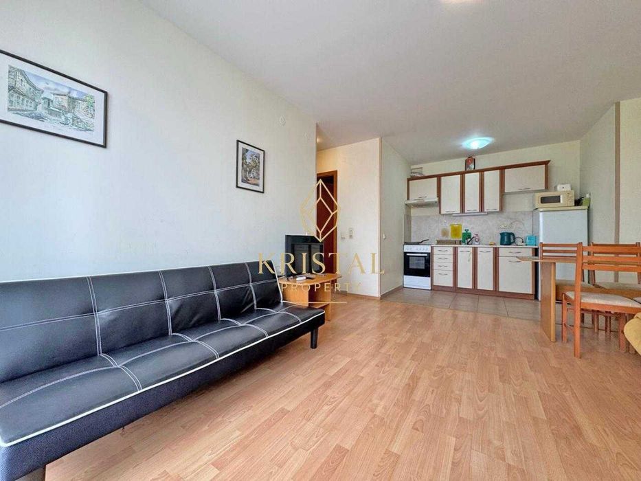 Продава се Двустаен апартамент в к.к. Слънчев бряг - 57 кв.м за 608 €/кв.м - Снимка #1