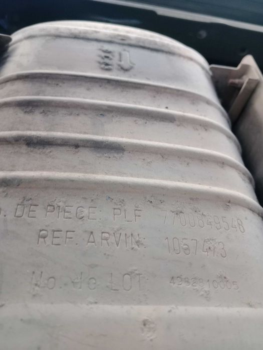 Продавам катализатор