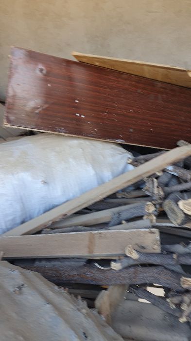 Отдам бесплатно ,дрова для бани