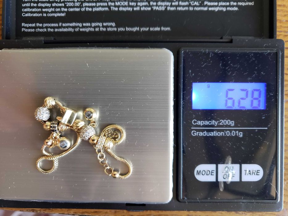 Златна гривна с талисмани Assos/Altinbas 14к., 6,28г