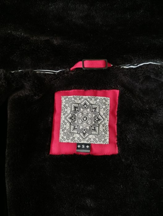 Дамско зимно яке