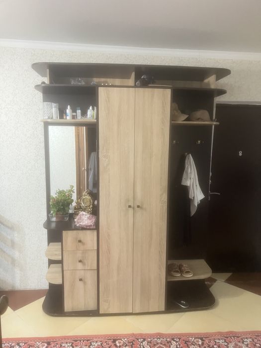 Шкаф для прихожей