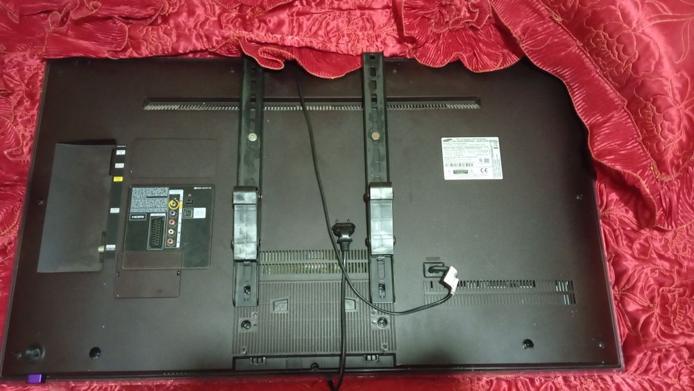 Продам 3D LED-телевизор Samsung 40"