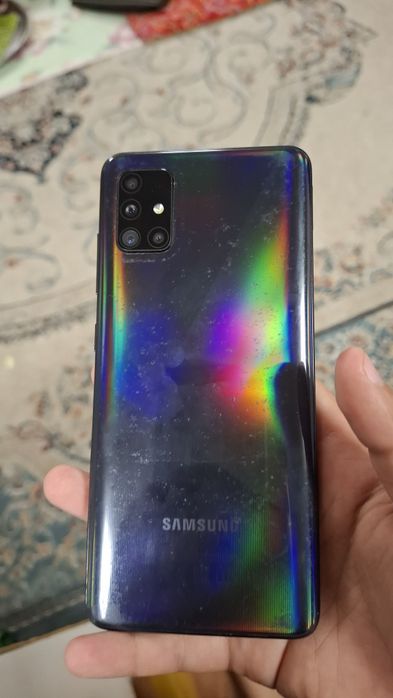 Продам самсунг а51