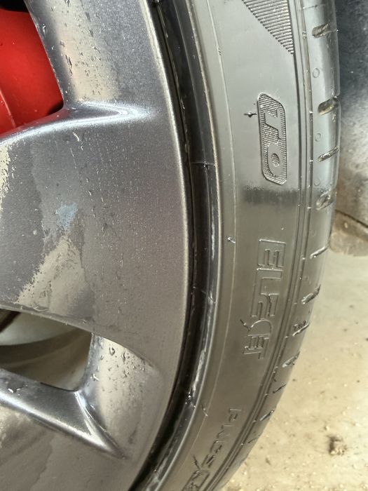 235 35 20 Пирели Tesla