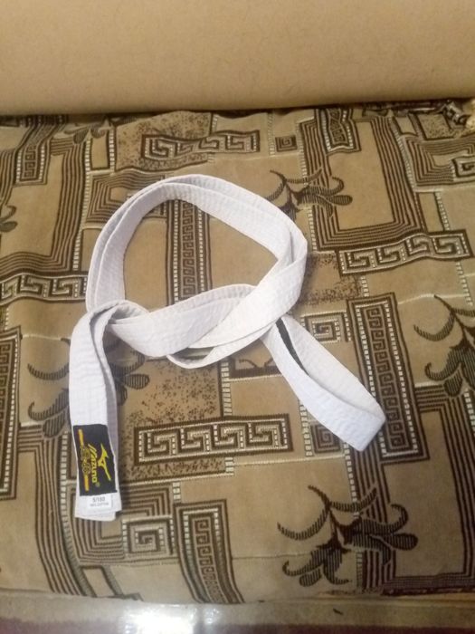 Продам  кимоно для карате