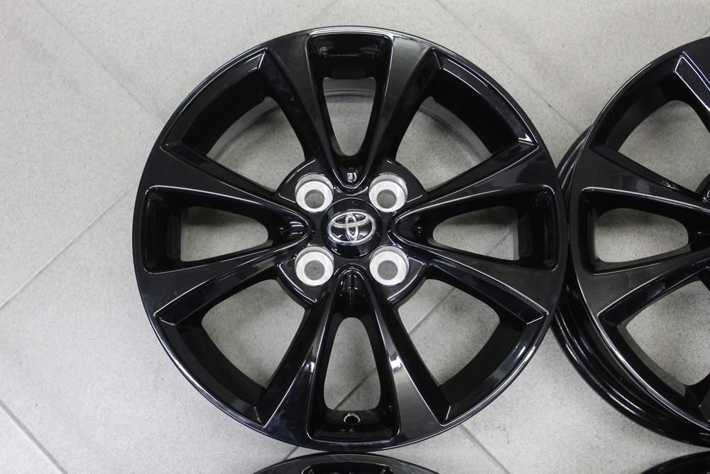Нови оригинални джанти 15" Toyota Yaris (2011-2020)