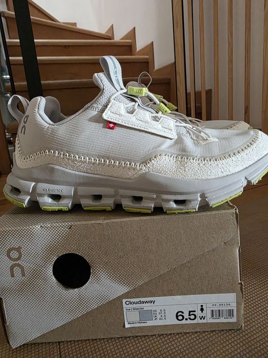 ON  CLOUDAWAY DAMA - adidasi 37.5