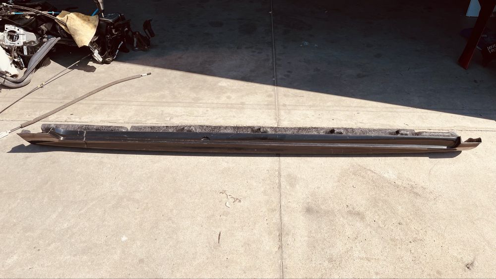 Ляв и десен праг VW Passat B6 (2006-2010)