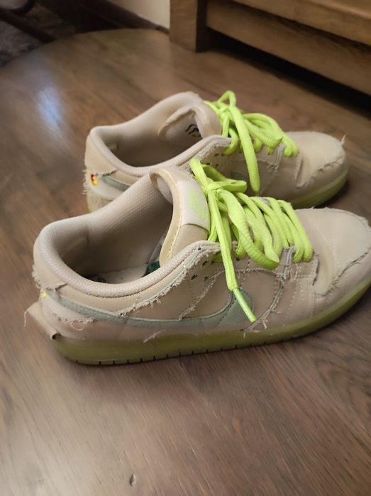 Кроссовки Мумии Nike 39 размер