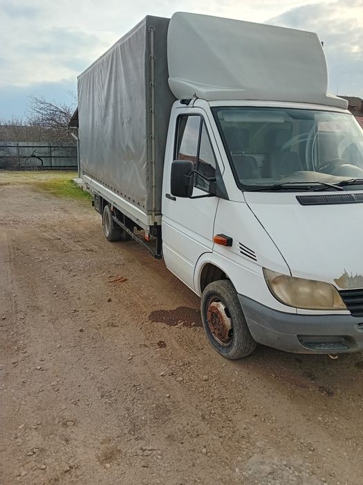 Vând Mercedes sprinter. 413
