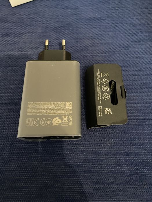Încărcător 65W PD Power Adapter Trio – 2x USB-C + USB-A (NOU)