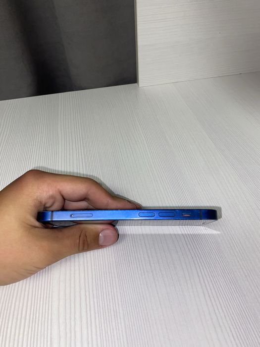 Продам iPhone 12 мини