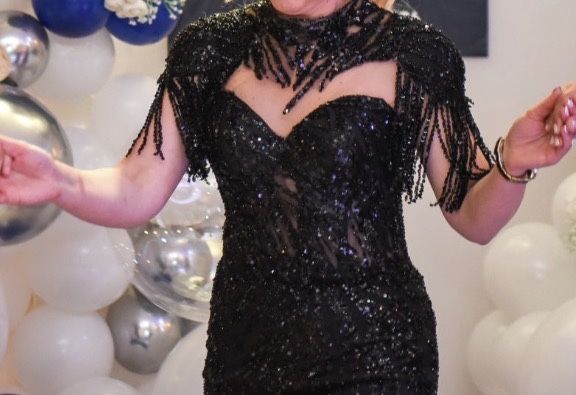 Черна официална рокля