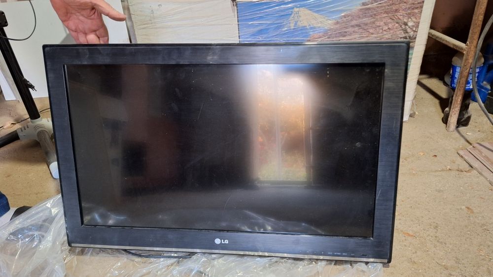 32 лик телевизорлар ахволи яхши