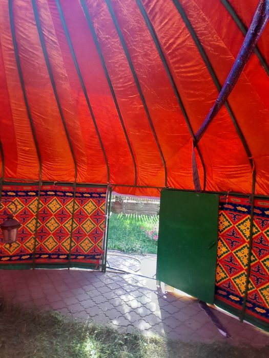 Продаю юрту 8 канатную.