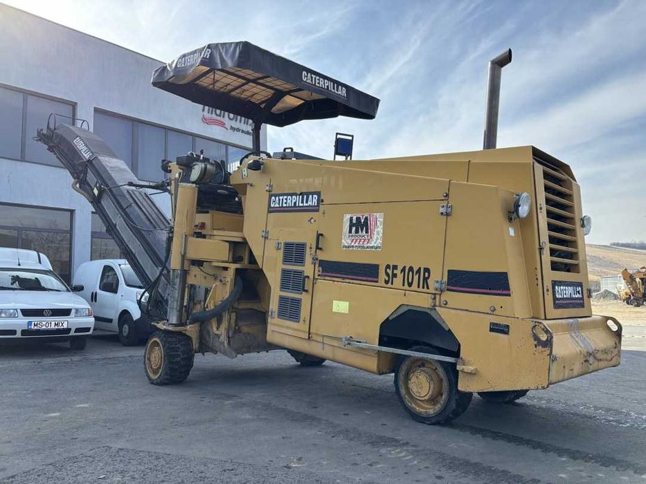 Freza de asfalt CATERPILLAR SF101R An fabricatie 2010