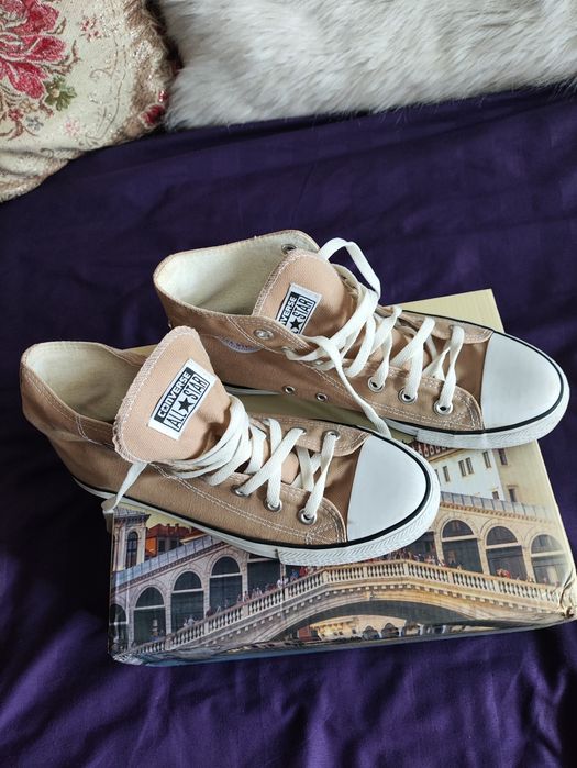 Продам кеды в хорошем состоянии