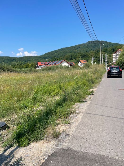 Vând teren Sovata apa canalizare curent gaz zona Belvedere
