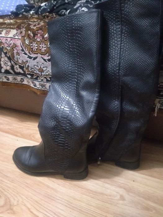 Продам сапоги 39-40 размер
