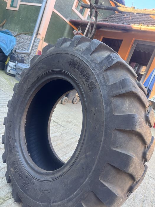 Cauciuc MITAS 12,5 pe 20 la400lei și toate dimensiunile de masini90lei