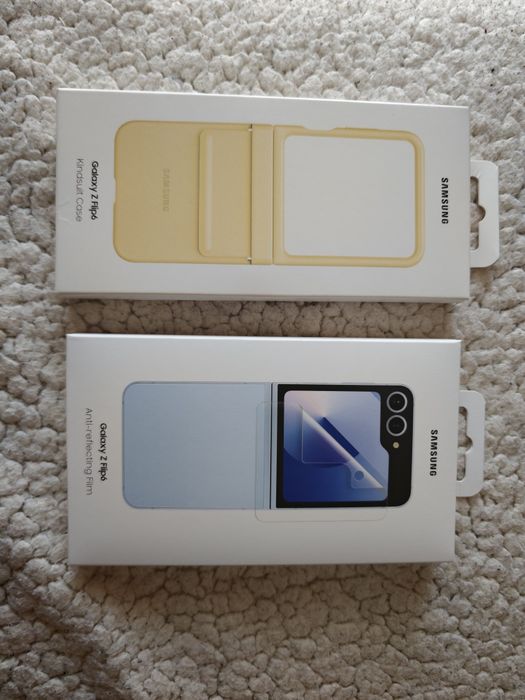 Samsung Galaxy Z Flip6 - Kindsuit Case + Bonus  Anti-reflecting Film