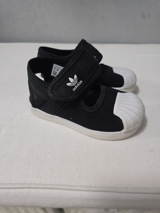 Детски сандали Adidas и Superfit