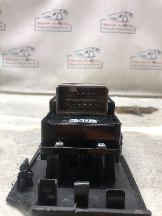 buton geam dreapta spate  honda accord - motorina 2011