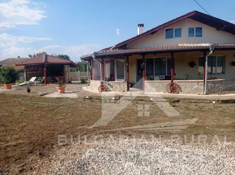 Продава се Къща в с. Славеево, Област Добрич - 129 кв.м за 1062 €/кв.м - Снимка #1
